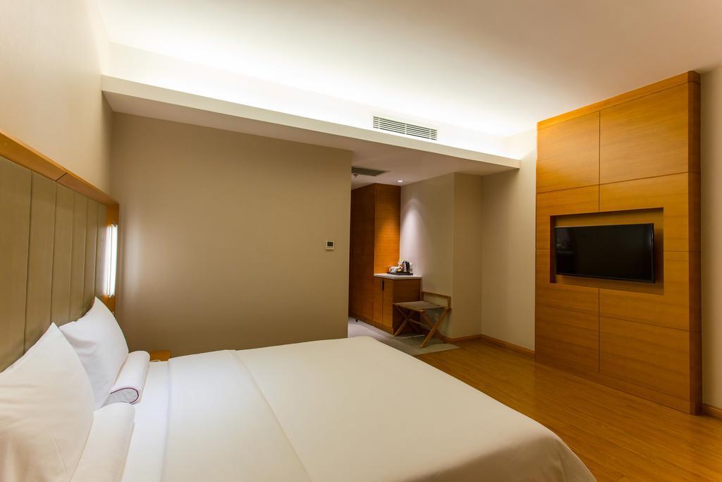 Ji Hotel Wuhan Guanggu Plaza Zimmer foto