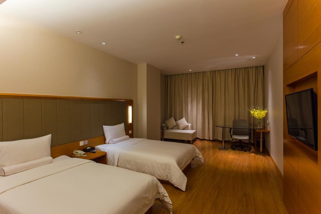 Ji Hotel Wuhan Guanggu Plaza Zimmer foto